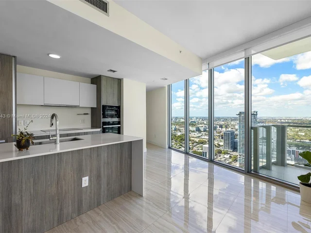 2900 NE 7th Ave # 4001, Miami FL 33137