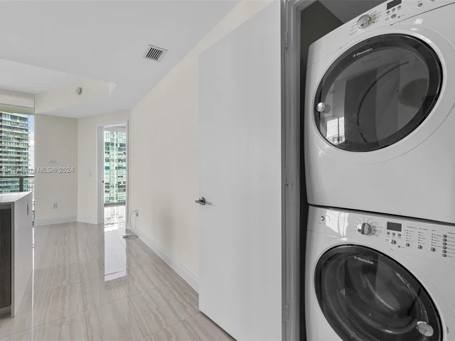 2900 NE 7th Ave # 4001, Miami FL 33137