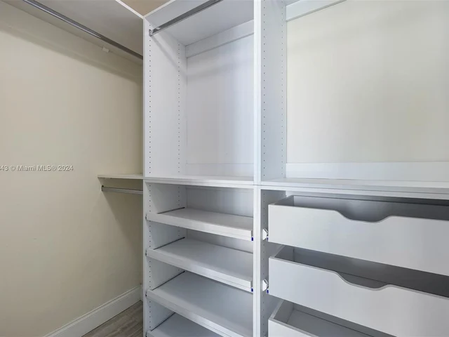 2900 NE 7th Ave # 4001, Miami FL 33137