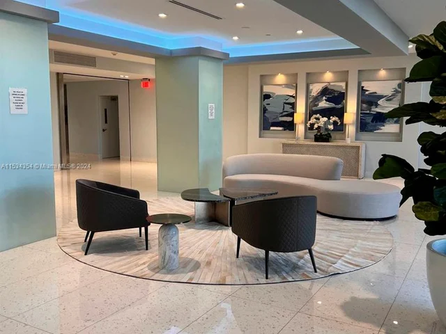 20301 W Country Club Dr # 1030, Aventura FL 33180