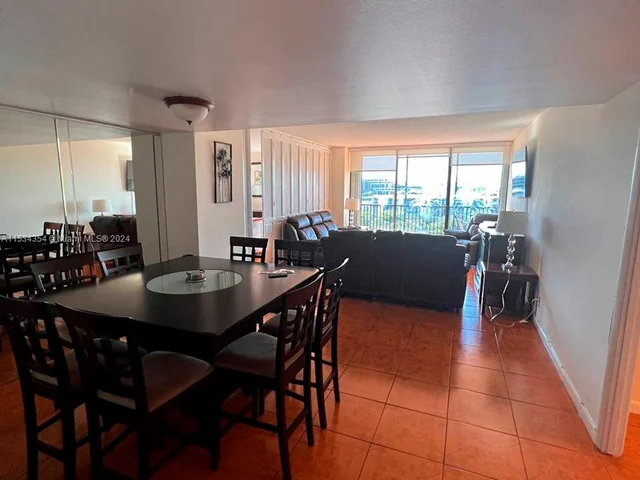 20301 W Country Club Dr # 1030, Aventura FL 33180