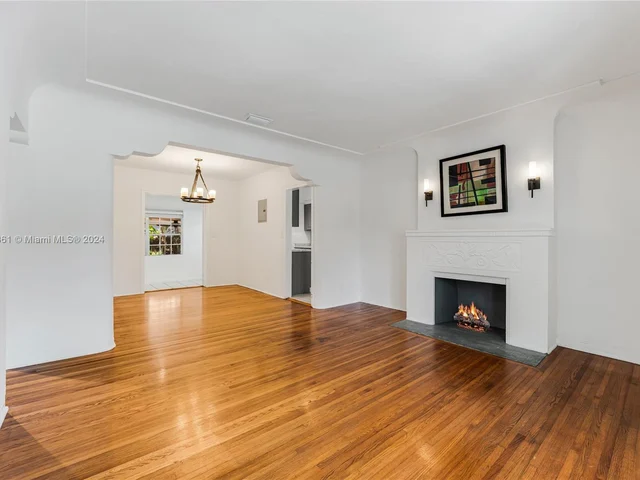 1520 SW 19th Ave, Miami FL 33145