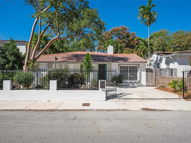 1520 SW 19th Ave, Miami FL 33145