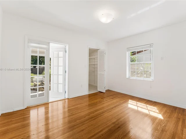 1520 SW 19th Ave, Miami FL 33145