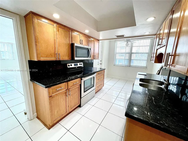 1501 S Ocean Dr # 204, Hollywood FL 33019