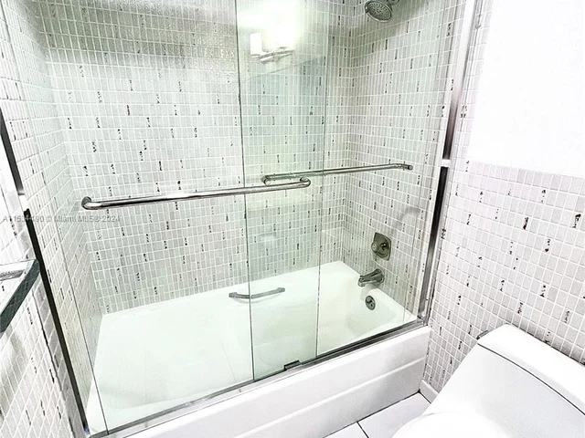 1501 S Ocean Dr # 204, Hollywood FL 33019