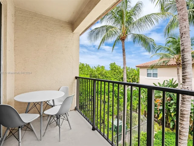 1805 N Flagler Dr # 313, West Palm Beach FL 33407