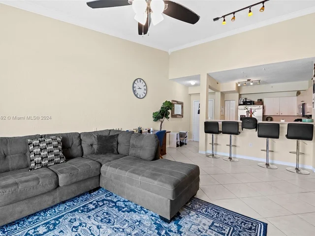 1805 N Flagler Dr # 313, West Palm Beach FL 33407