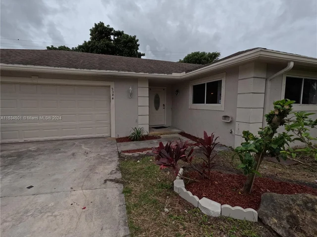 5344 Inwood Dr, Delray Beach FL 33484
