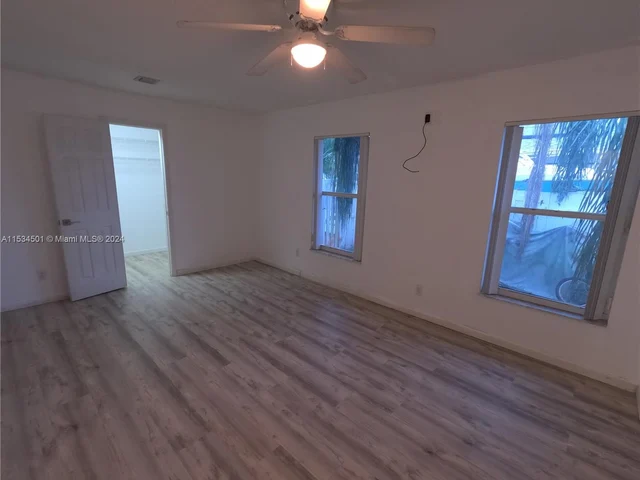 5344 Inwood Dr, Delray Beach FL 33484