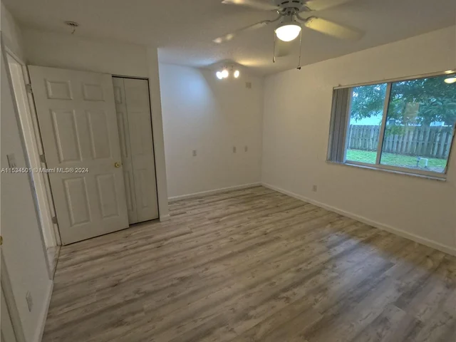 5344 Inwood Dr, Delray Beach FL 33484