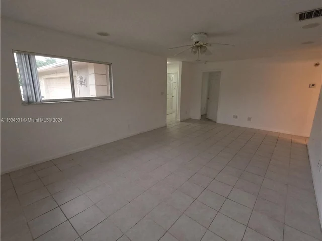 5344 Inwood Dr, Delray Beach FL 33484