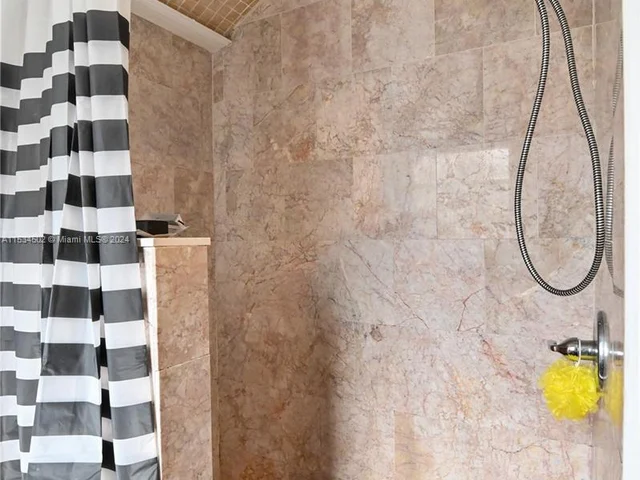 201 S Lakeside Dr # 2, Lake Worth FL 33460