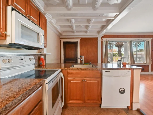 201 S Lakeside Dr # 2, Lake Worth FL 33460