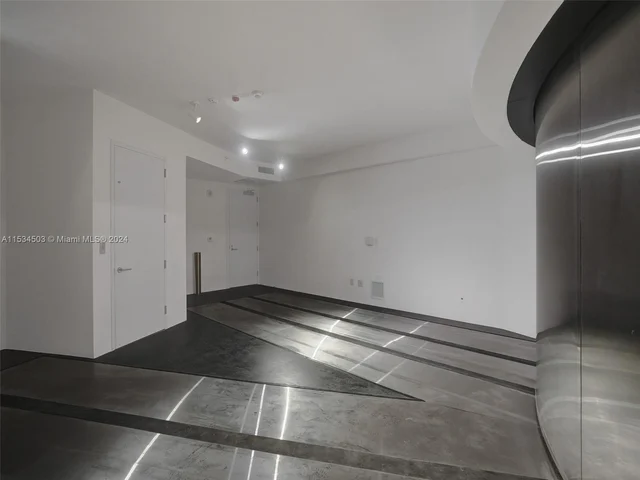 18555 Collins Ave # 1903, Sunny Isles Beach FL 33160