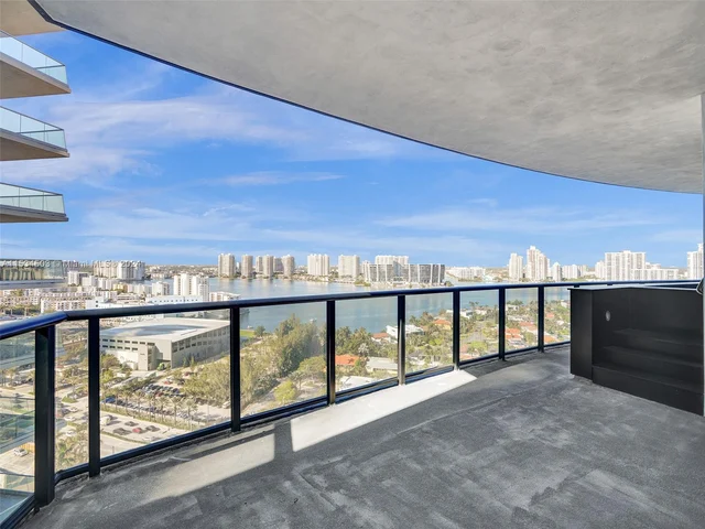 18555 Collins Ave # 1903, Sunny Isles Beach FL 33160