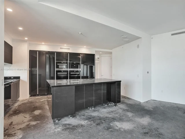 18555 Collins Ave # 1903, Sunny Isles Beach FL 33160