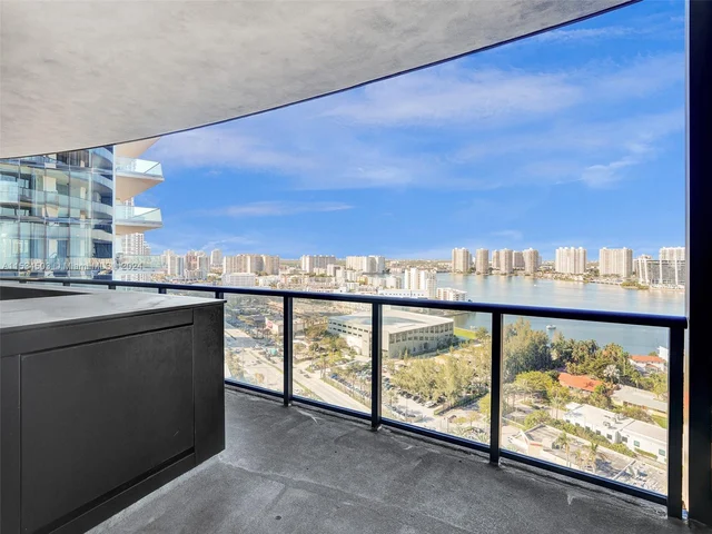 18555 Collins Ave # 1903, Sunny Isles Beach FL 33160