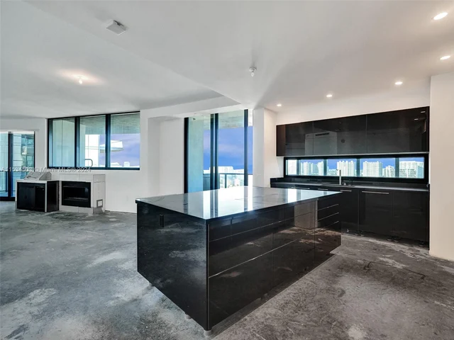 18555 Collins Ave # 1903, Sunny Isles Beach FL 33160