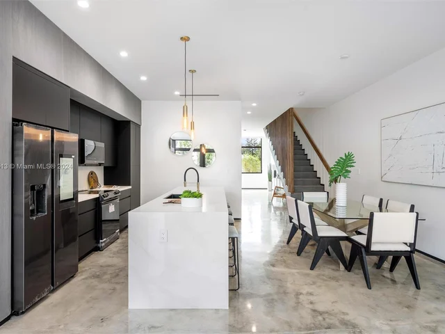 2975 SW 23rd Ter # 2975, Miami FL 33145