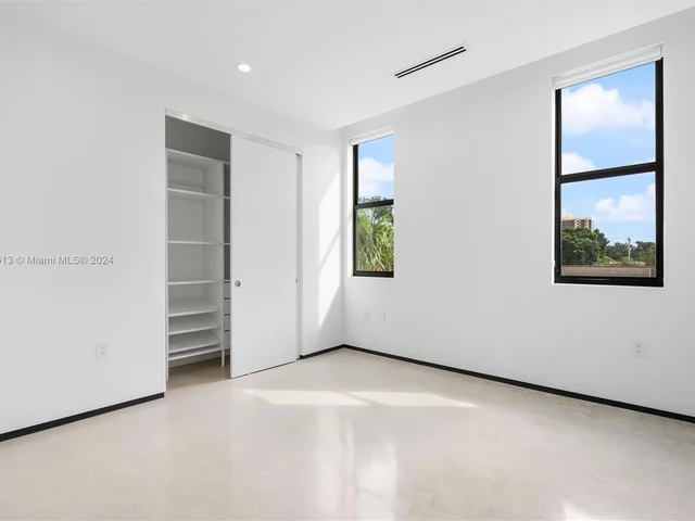 2975 SW 23rd Ter # 2975, Miami FL 33145