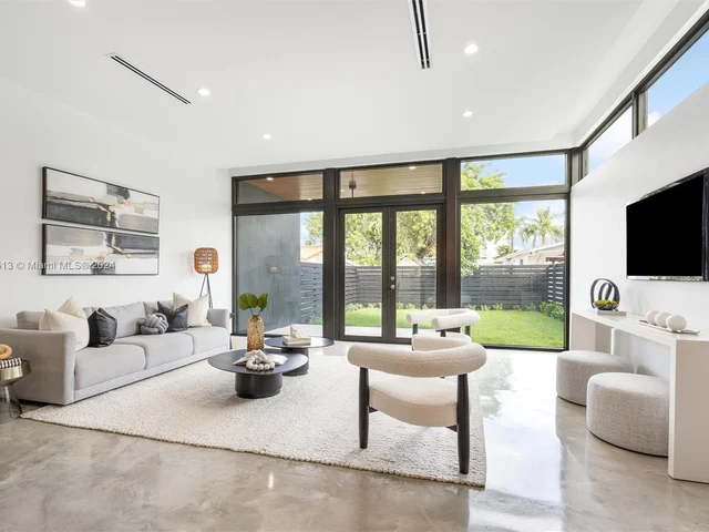 2975 SW 23rd Ter # 2975, Miami FL 33145