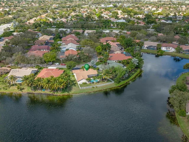 10462 NW 48th Pl, Coral Springs FL 33076