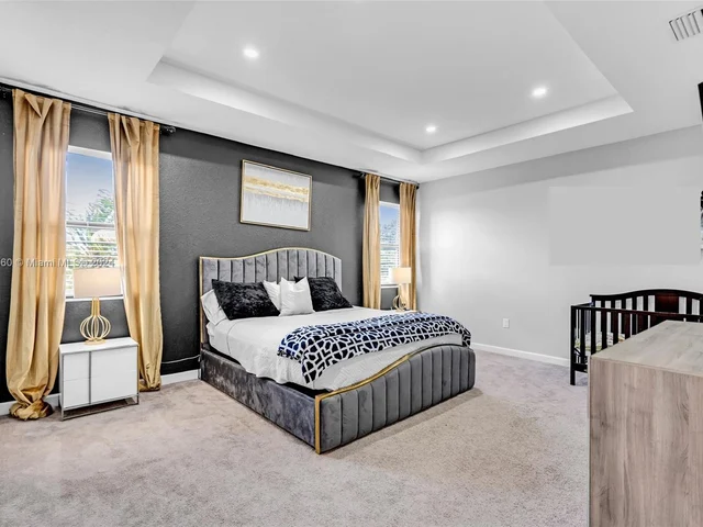 21016 NE 2nd Ct, Miami FL 33179