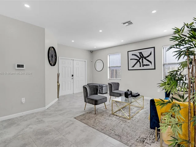 21016 NE 2nd Ct, Miami FL 33179