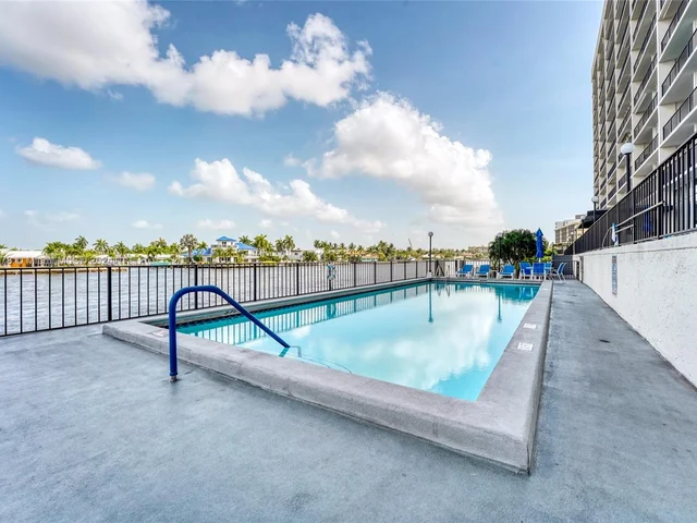 521 N Riverside Dr # 506, Pompano Beach FL 33062