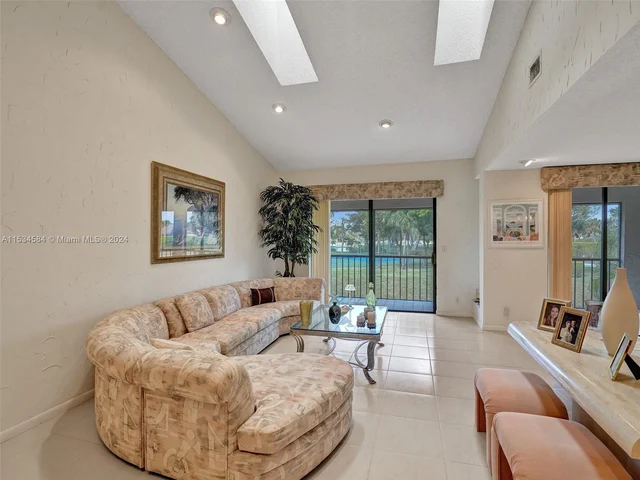 7948 La Mirada Dr # 7948, Boca Raton FL 33433