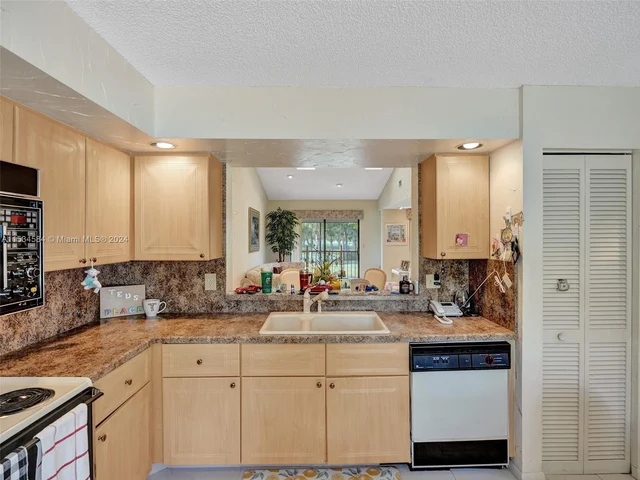 7948 La Mirada Dr # 7948, Boca Raton FL 33433