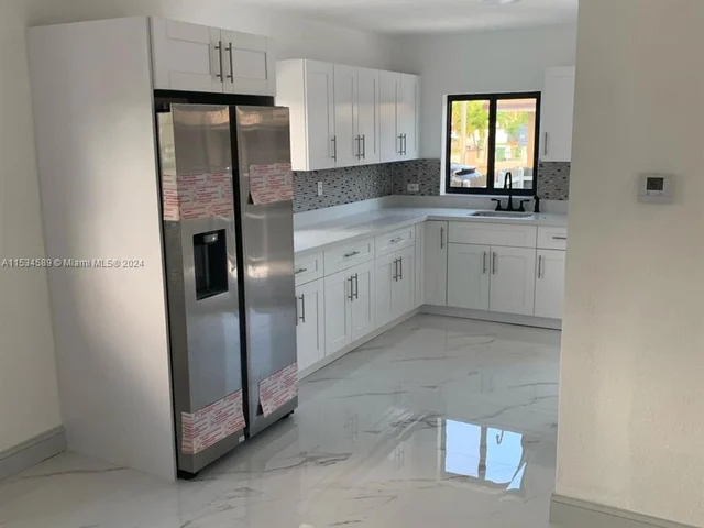 534 E 30th St # 1, Hialeah FL 33013