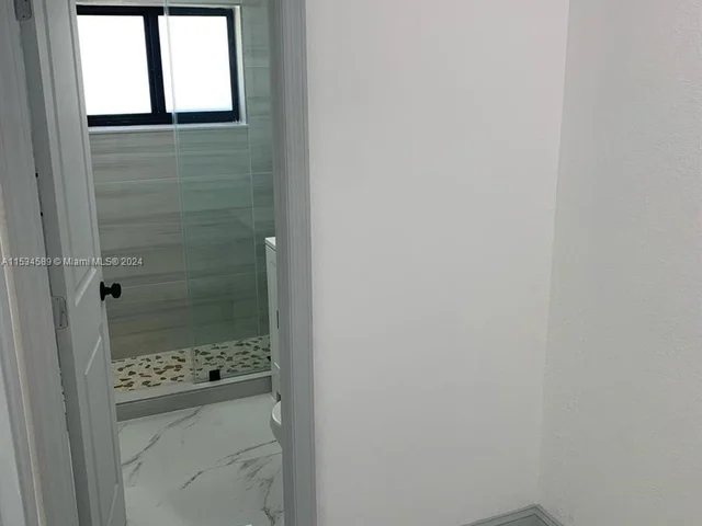 534 E 30th St # 1, Hialeah FL 33013