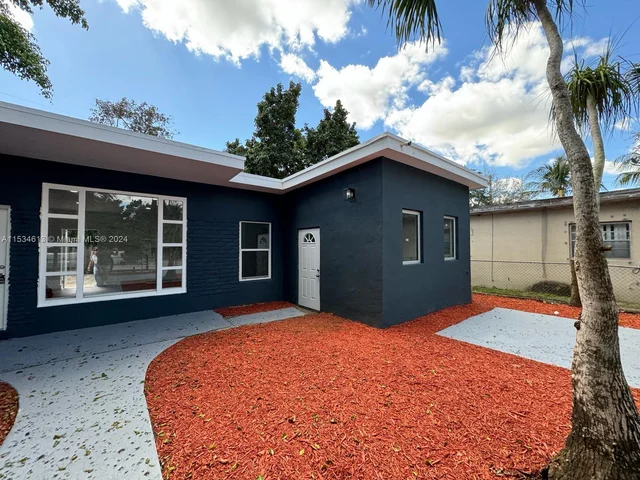 434 NW 110th St, Miami FL 33168