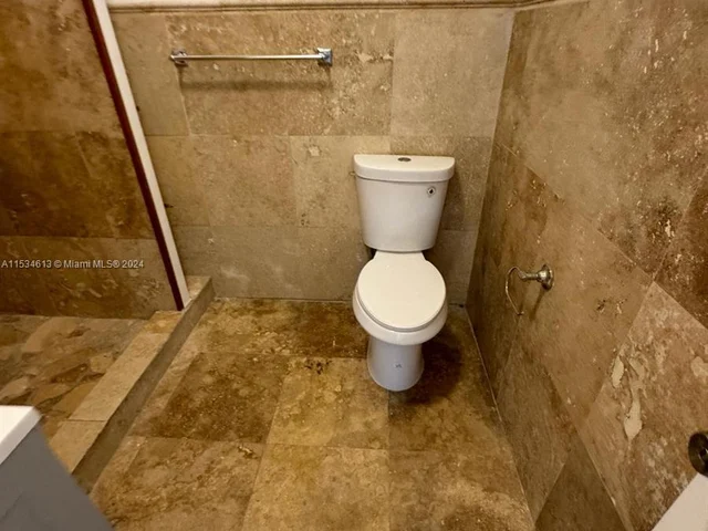 434 NW 110th St, Miami FL 33168