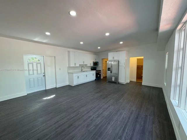 434 NW 110th St, Miami FL 33168