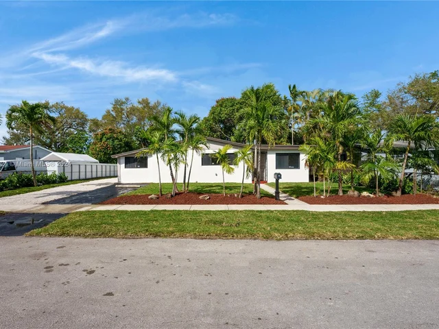 20510 NW 33rd Pl, Miami Gardens FL 33056