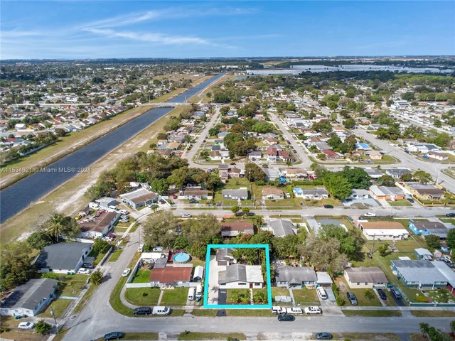 20510 NW 33rd Pl, Miami Gardens FL 33056