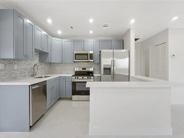 20510 NW 33rd Pl, Miami Gardens FL 33056