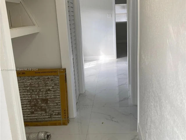 11475 SW 214th St, Miami FL 33189