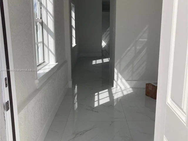 11475 SW 214th St, Miami FL 33189