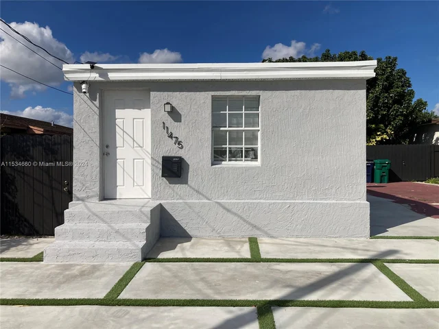 11475 SW 214th St, Miami FL 33189
