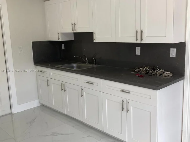 11475 SW 214th St, Miami FL 33189