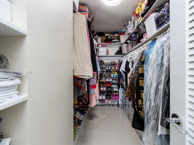 1501 S Ocean Dr # 1205, Hollywood FL 33019