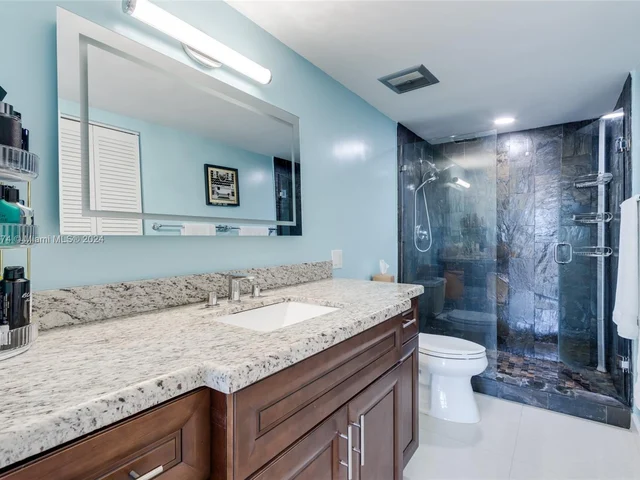 1501 S Ocean Dr # 1205, Hollywood FL 33019