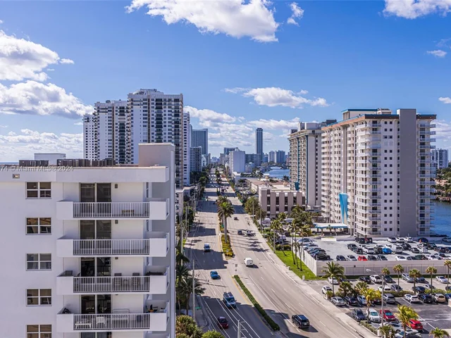1501 S Ocean Dr # 1205, Hollywood FL 33019