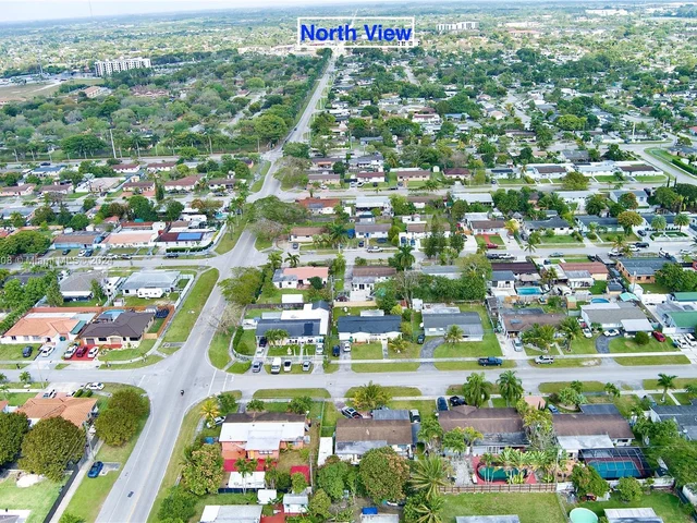 15621 SW 300th St, Homestead FL 33033