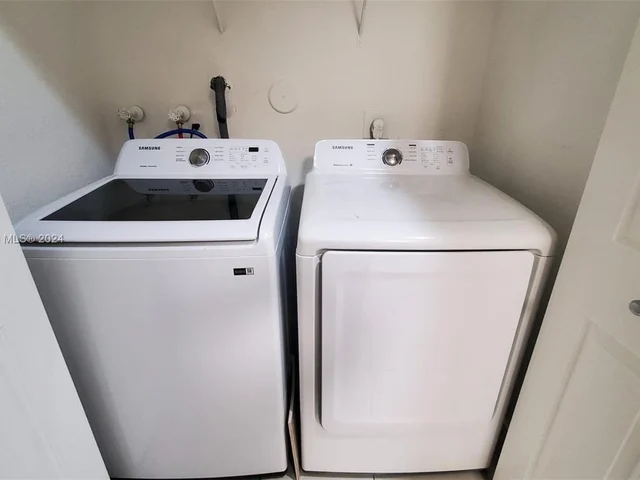 3976 SW 157th Ave # 219, Miramar FL 33027