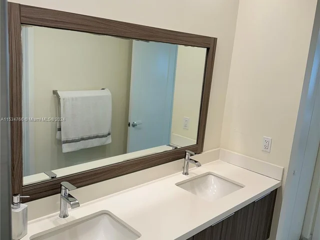 6416 NW 102nd Ct # 304, Doral FL 33178